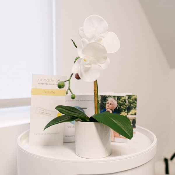 Vie Aesthetics Rayleigh clinic with flower