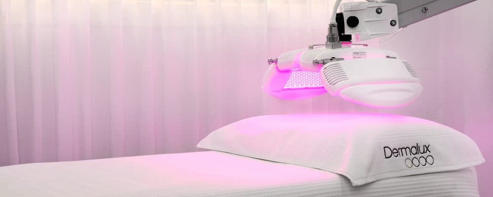 dermalux triwave therapy machine for skincare