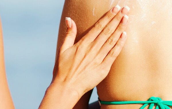 Why You Should Only Use Mineral Sun Creams